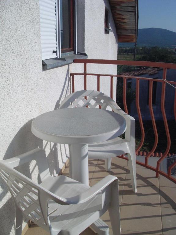 Ianakiev Guest House Chernomorets Quarto foto